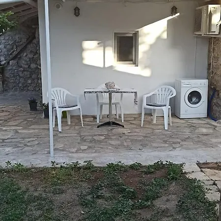 Eleonoras House * Leonídion